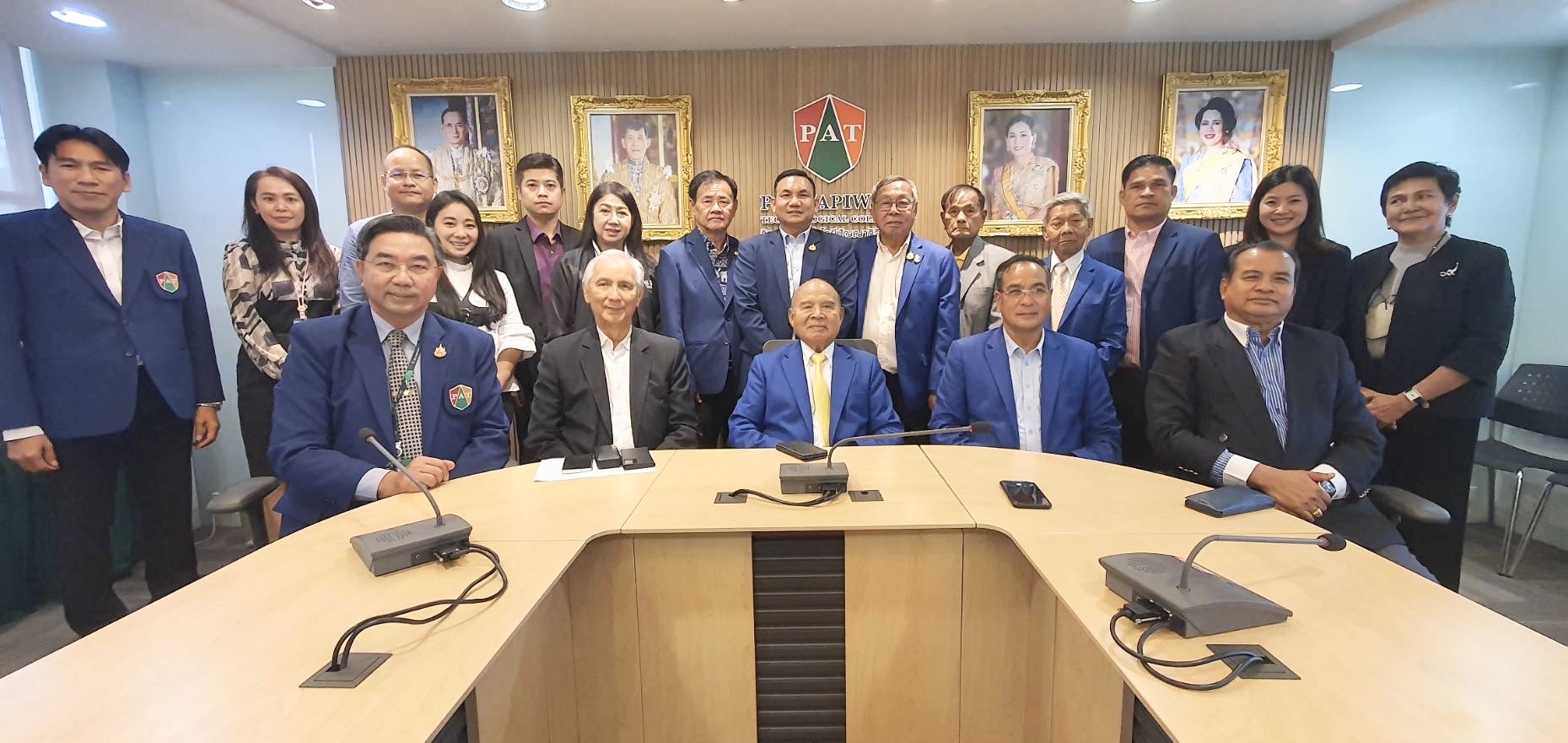 นนทบุรี มูลนิธิชาวปักษ์ใต้ร่วมกับซีพีออลล์ให้โอกาสการศึกษาเยาวชนภาคใต้