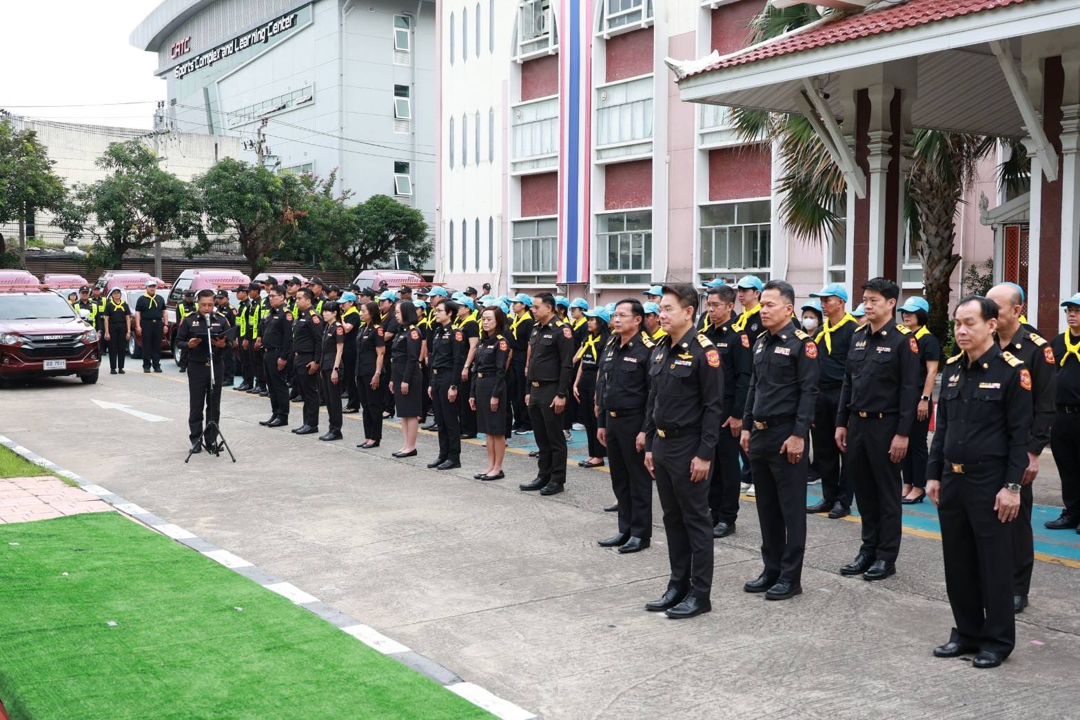 กรมการขนส่งทางบกจัดกิจกรรมจิตอาสาบำเพ็ญสาธารณะประโยชน์