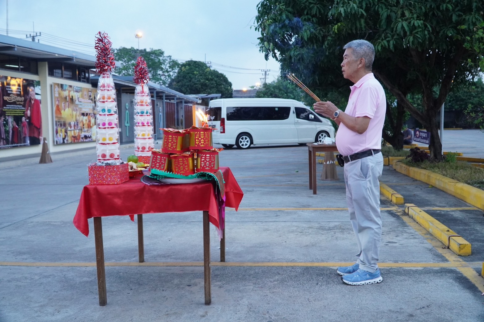 เจ้าสัวเงี๊ยบ สืบสานความศรัทธา จัดพิธีไหว้”ทีกงแซ”วันเกิดเทพเจ้าฟ้าดิน ความเชื่อของชาวไทยเชื้อสายจีน