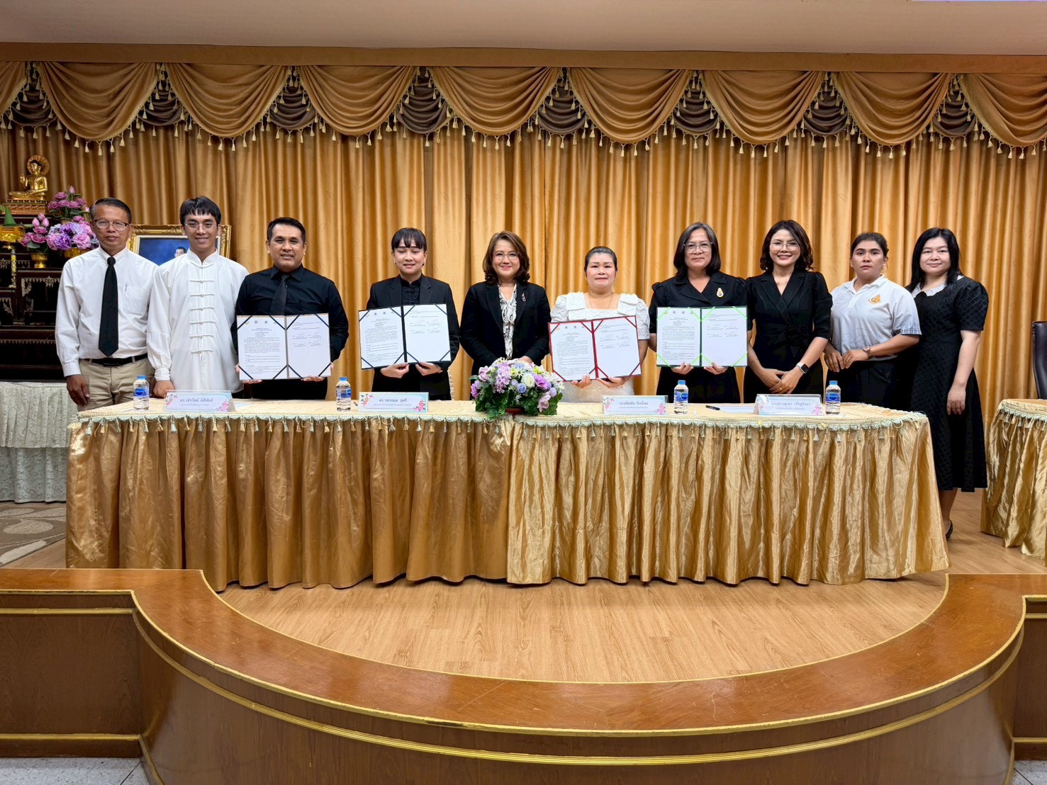 ผู้บริหารโรงเรียน เครือข่าย สังกัด สปพ.นครปฐมเขต 1 ลงนาม MOU ยกระดับการเรียนรู้ภาษา และวัฒนธรรมจีน สู่เยาวชน