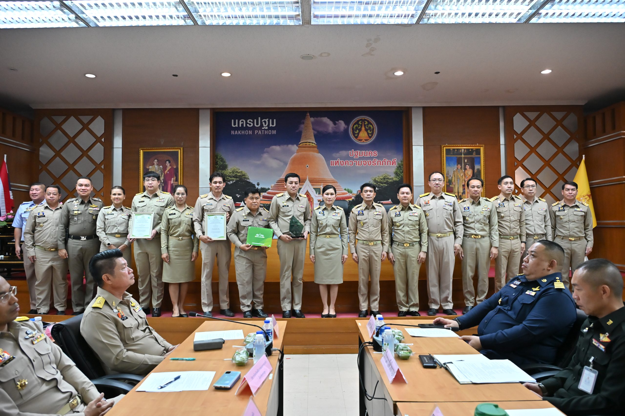 นครปฐม   มอบรางวัลและใบประกาศเกียรติคุณแก่องค์กรปกครองส่วนท้องถิ่น ที่เป็นเมืองสิ่งแวดล้อมยั่งยืน