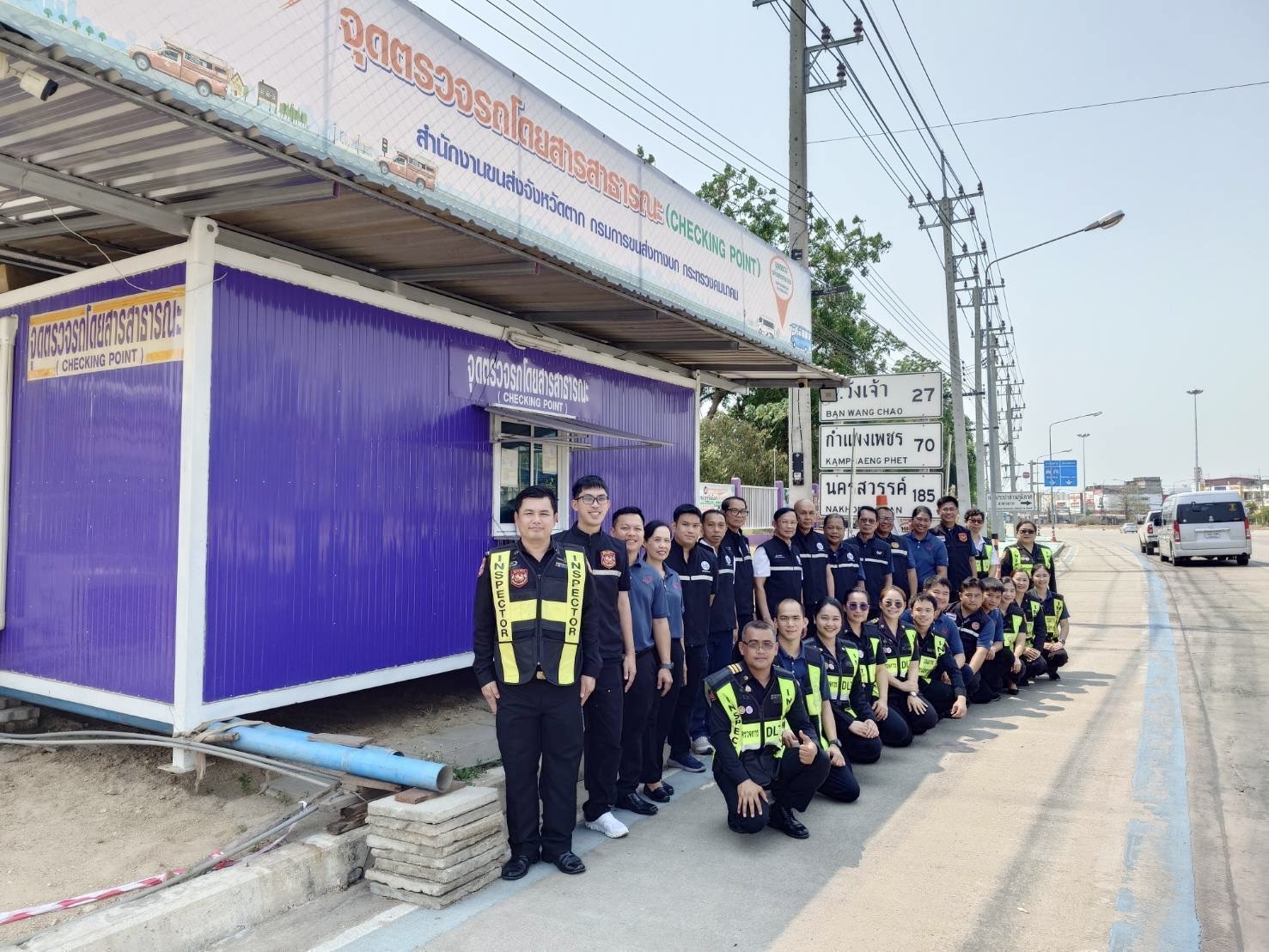 ตาก  รองอธิบดีกรมการขนส่งทางบกติดตามโครงการรณรงค์ป้องกันและลดอุบัติเหตุทางถนนช่วงสงกรานต์