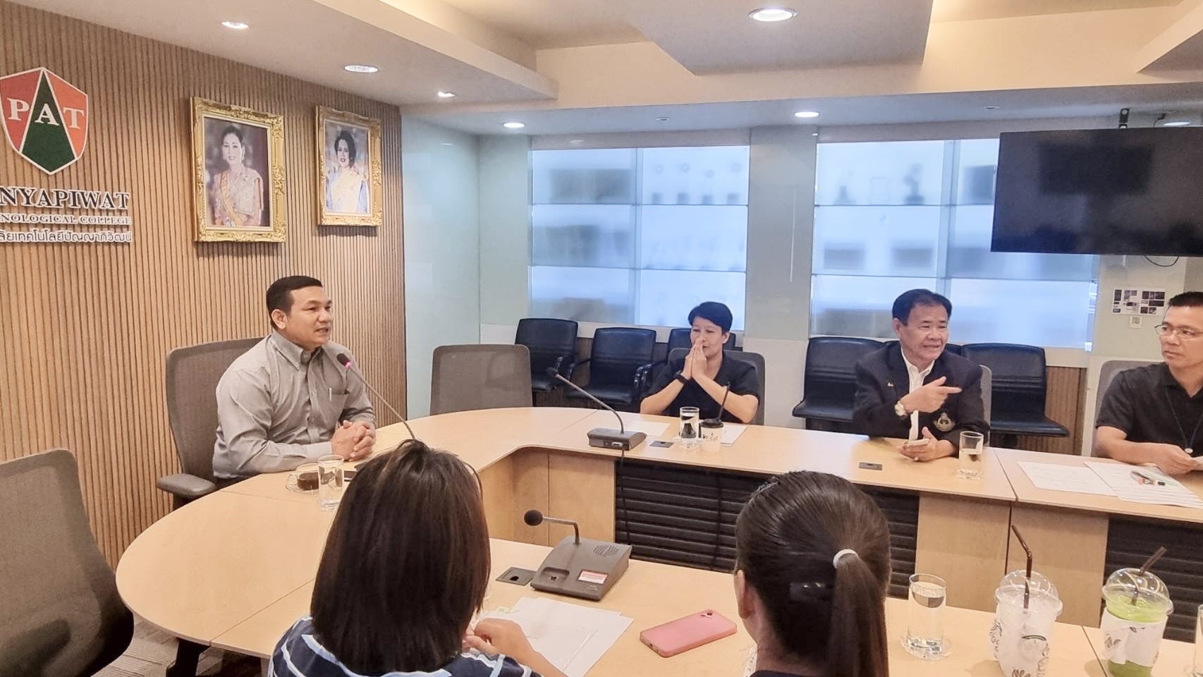 วิทยาลัยเทคโนโลยีปัญญาภิวัฒน์ให้โอกาสทางการศึกษาแก่เยาวชนสถานสงเคราะห์เด็กหญิงบ้านราชวิถี