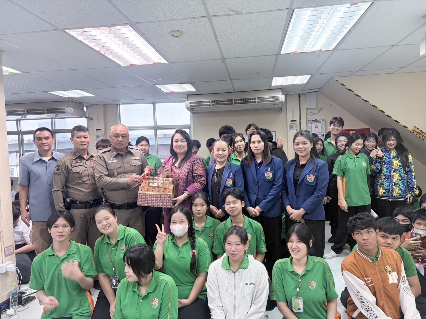ศูนย์การเรียนปัญญาภิวัฒน์ เพชรเกษม จัดอบรม“ ภัยอาชญากรรมทางเทคโนโลยี” (CYBERCRIME)